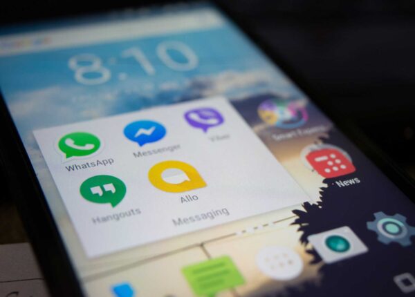 Using Chatbots and AI Assistants to Enhance Customer Engagement